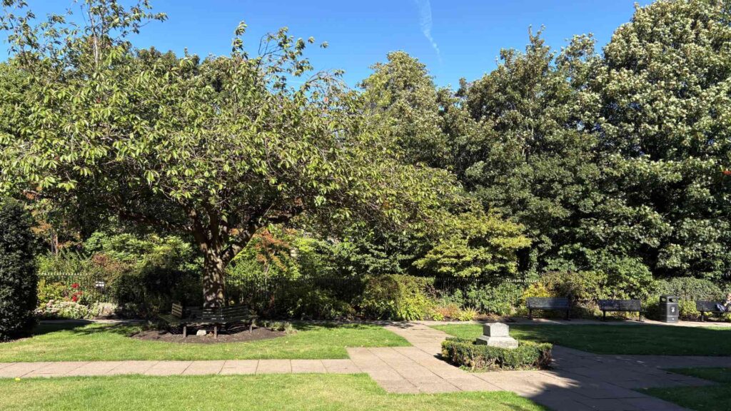 memorial gardens 3
